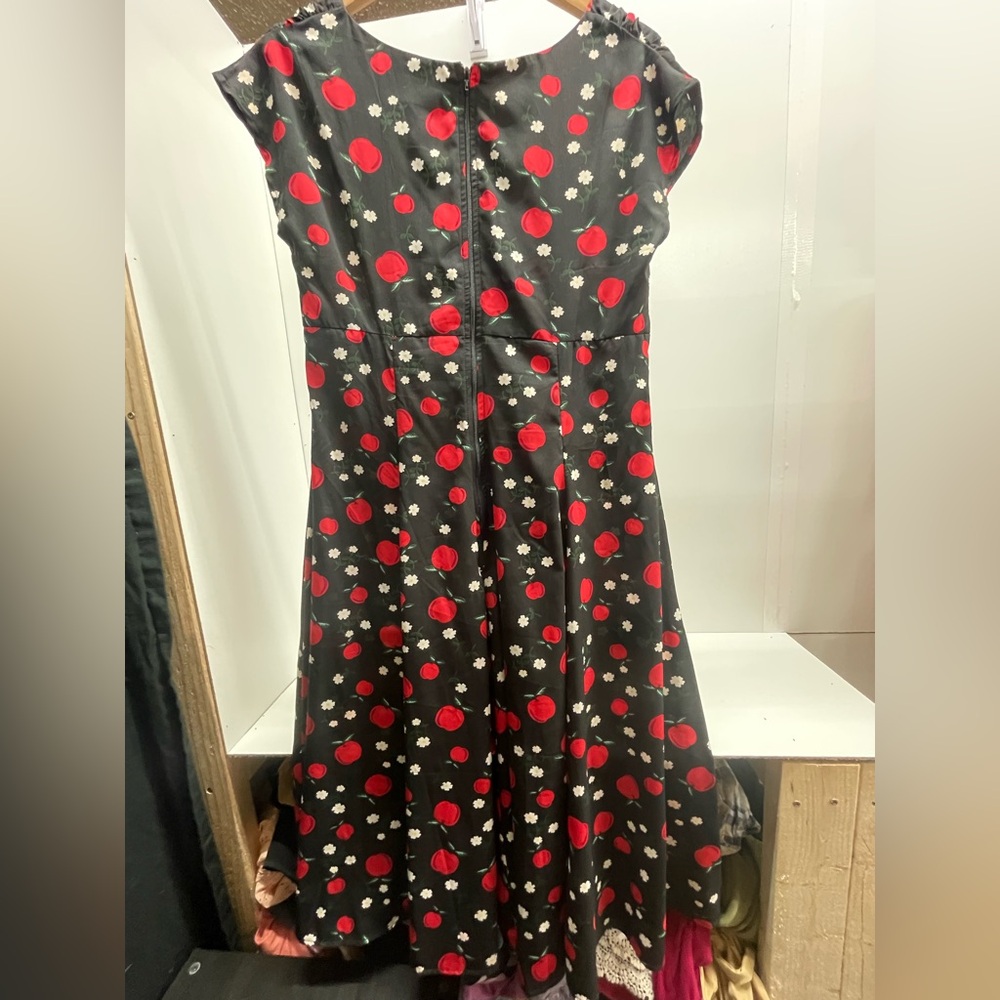 Hell Bunny Vixen Black Midi Dress with Red Apple & White Floral Dot Print - Picture 3 of 4